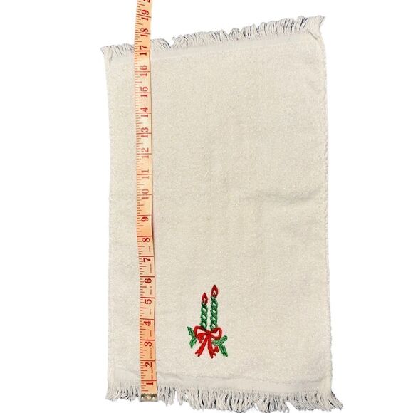 Six vintage Holiday theme guest towels - Christmas and Valentines, - Picture 12 of 15